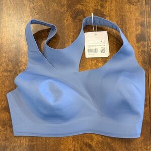 Seamless Blue Sports Bra